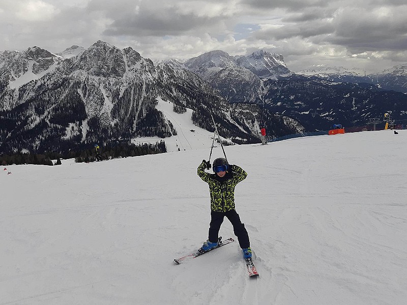 Genieten van de mooie uitzichten op de Dolomieten in skigebied Kronplatz